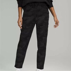 NWOT Lululemon Keep Moving Stretch High-Rise Pant 7/8 Len Camo Deep Coal Sz 18